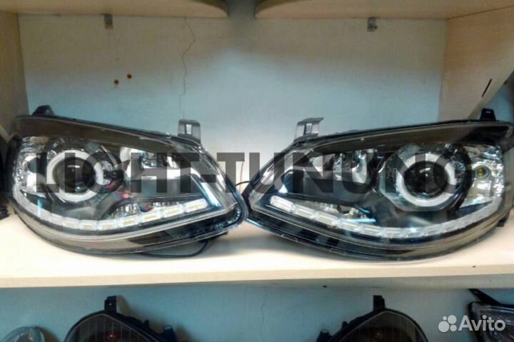 Фары Калина 2 с линзами и бегающим поворотником