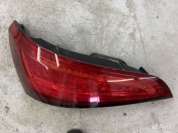 Фара задняя левая диод ку5 audi