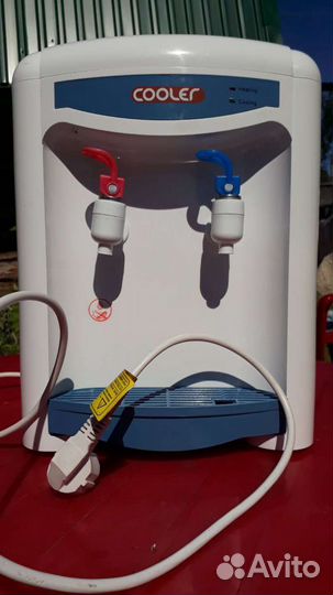 Кулер настольный новый.с подогревом-охлаждением