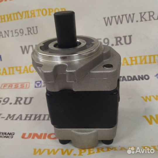 Насос для манипулятора Unic, Tadano, Maeda