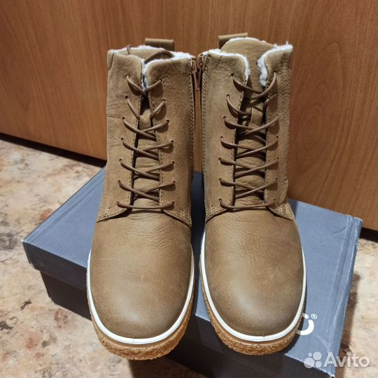 Ботинки женские 38,39
