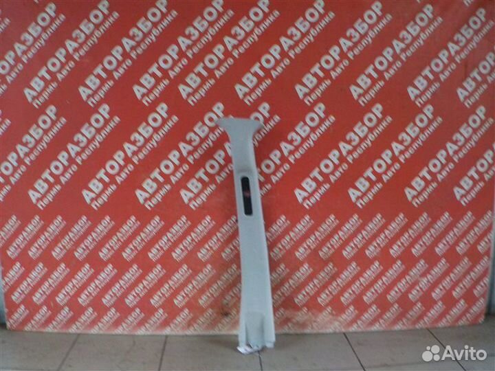 Накладка средней стойки левая LADA Granta 21127