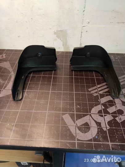 Брызговики задние Toyota Corolla