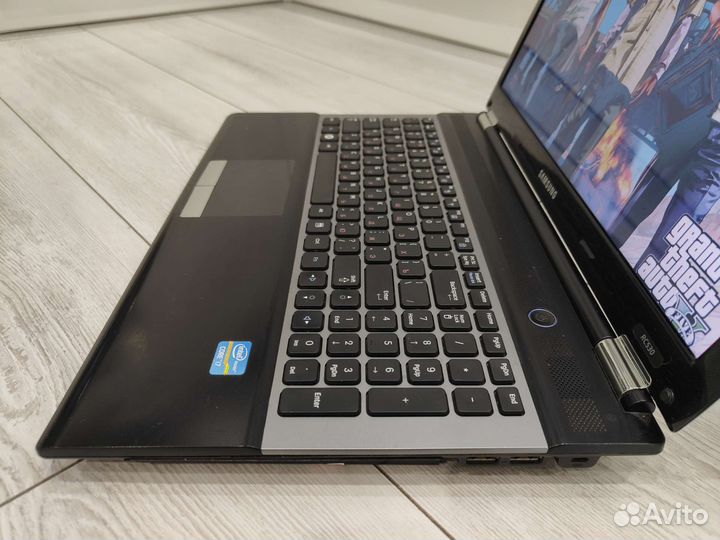 Core i7 / 8GB- оперативной / SSD+HDD / GT540