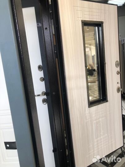 Дверь входная металлическая