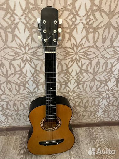 Акустическая гитара