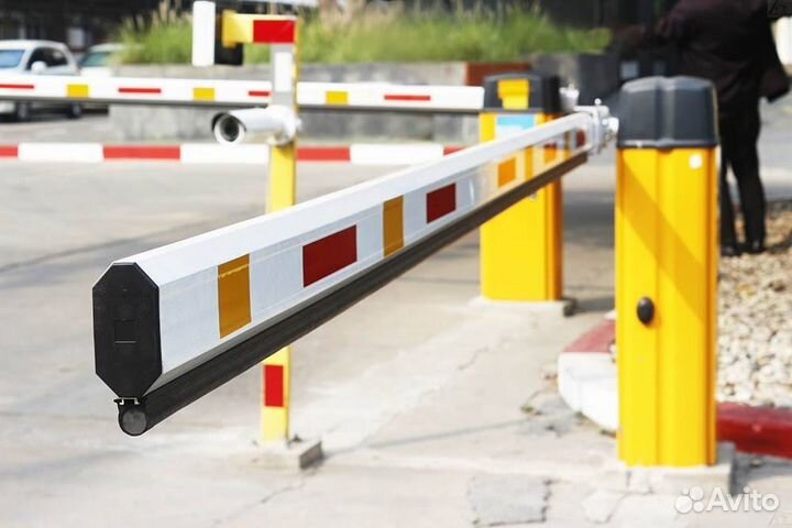 Автоматический шлагбаум