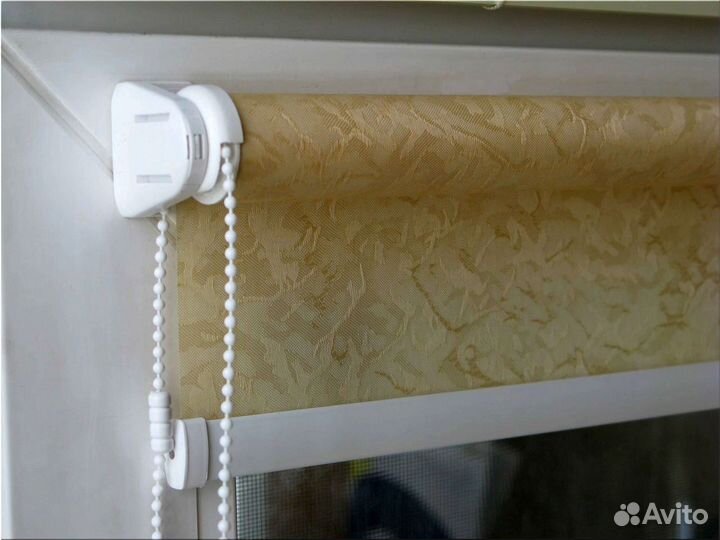 Рулонные шторы День / Ночь