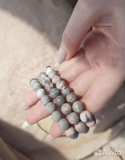 Браслет из натуральных камней