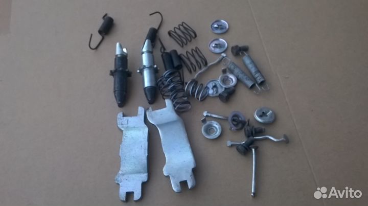 Комплект ручного тормоза Toyota camry v40