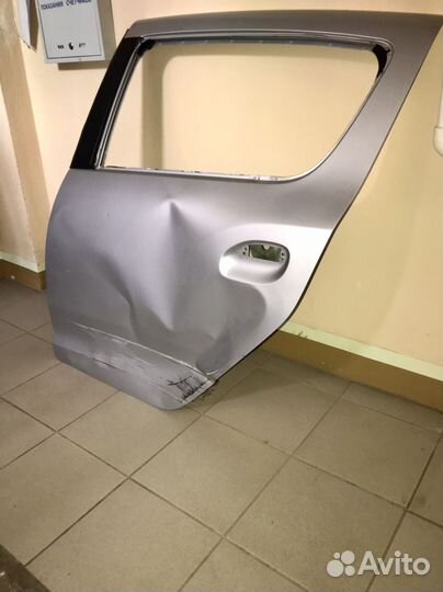 Дверь renault sandero 2