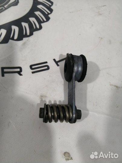 Кронштейн глушителя Audi A4 (B8, 8k5) 2007-2015