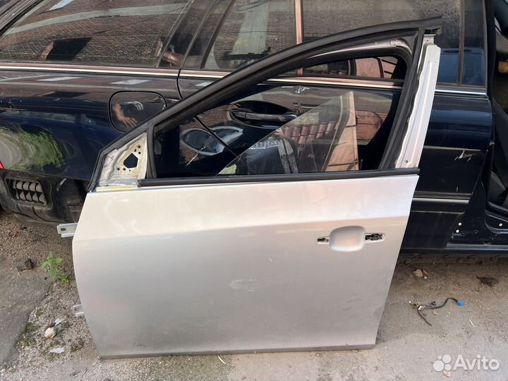 Дверь передняя левая Шевроле круз