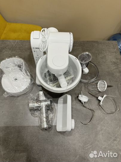 Кухонный комбайн bosch mum 4