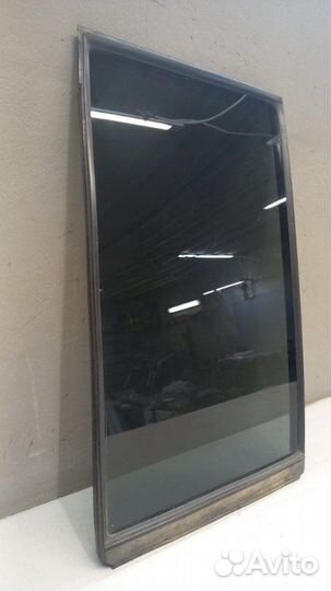 Форточка задняя левая Mitsubishi Pajero 3 2006