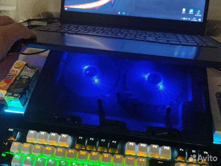 Ноутбук lenovo