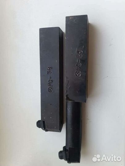 Токарные резцы с эльбор комплектом