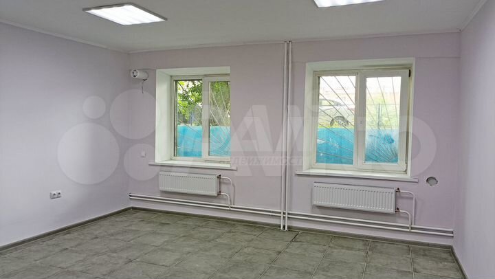 Офис, маникюр, обучение