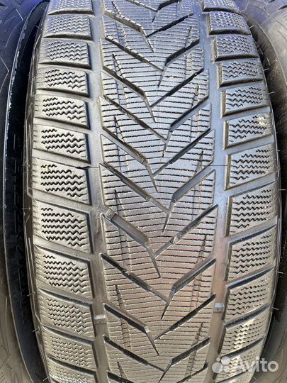 Vredestein Wintrac Xtreme S 255/45 R20