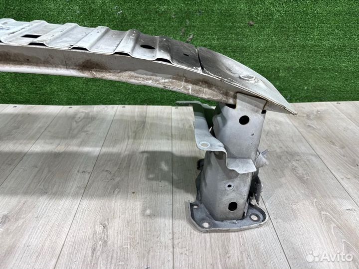 Жесткость / Усилитель Бампера передний Mazda 3 BK