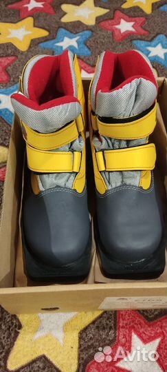 Лыжные ботинки 36