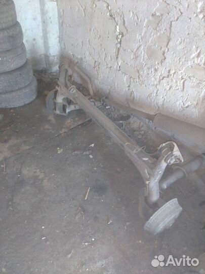 Задняя балка