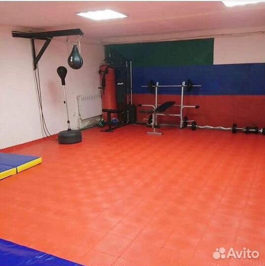 Пвх плитка для автосервиса