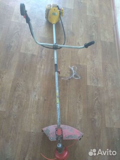 Триммер бензиновый на запчасти