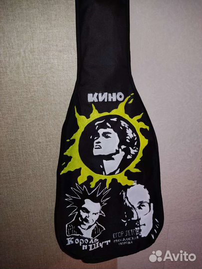 Классическая гитара с чехлом