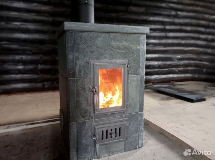 Печь камин отопительная