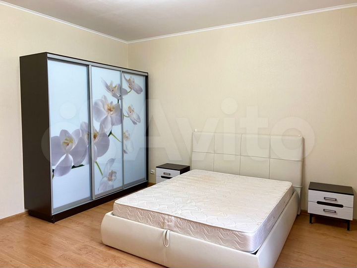 2-к. квартира, 73,6 м², 1/4 эт.