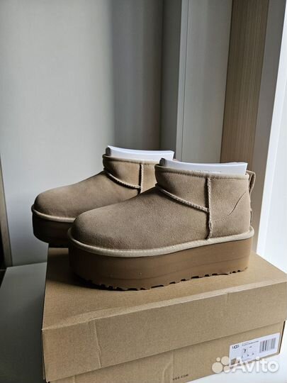 UGG Classic Ultra Mini Platform - 39 EU