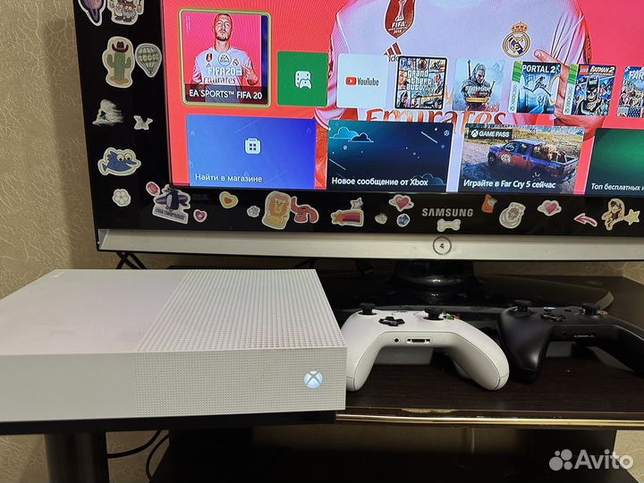 Игровая приставка xbox one s 1 tb