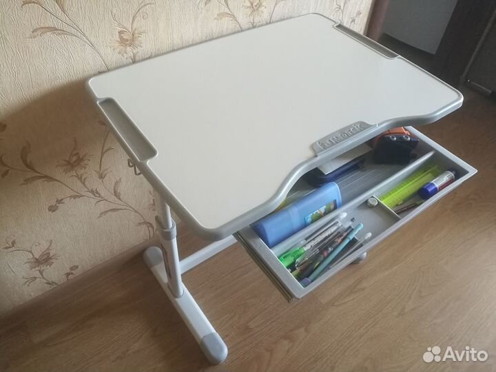 Fundesk растущая детская парта и стул