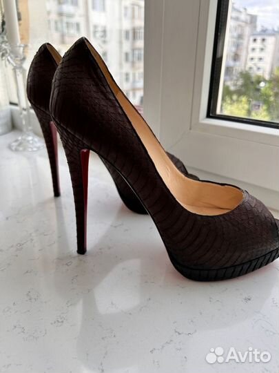 Туфли женские