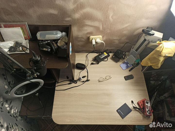 Компьютерный стол