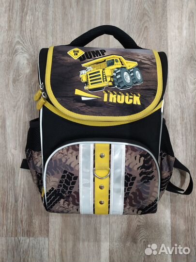 Школьный рюкзак