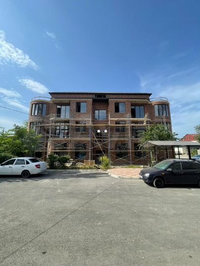 Своб. планировка, 94 м², 1/3 эт.