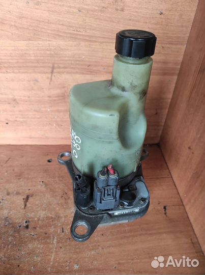 Насос гидроусилителя Вольво С30 S40 V50