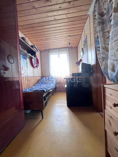 Дом 35 м² на участке 8 сот.