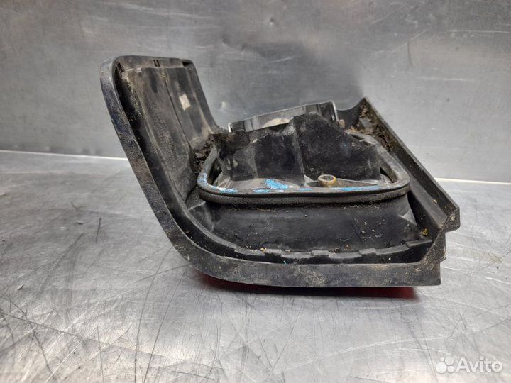 Фонарь задний наружный правый Volkswagen Passat