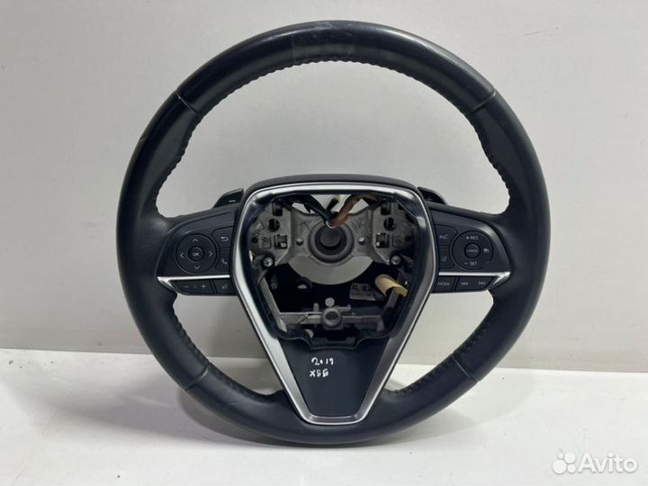 Рулевое колесо левое Toyota Camry V70/V75