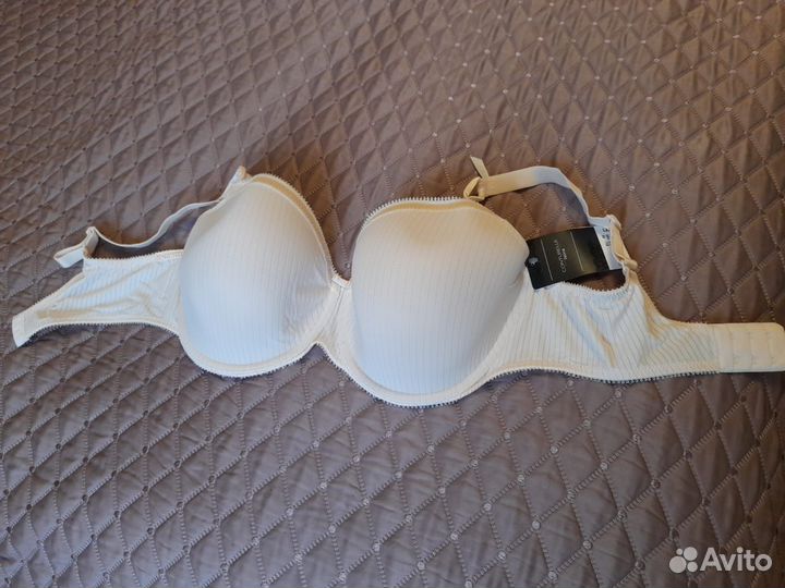 Бюстгальтер