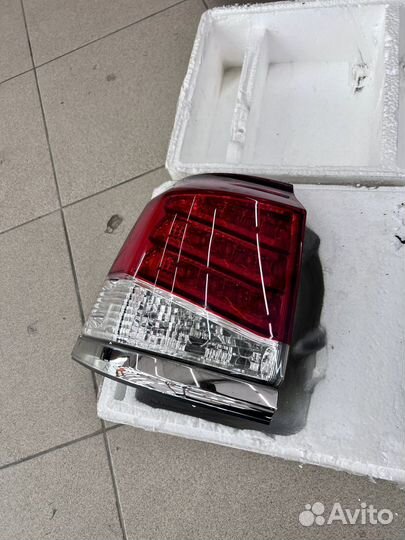 Задние фонари на лексус