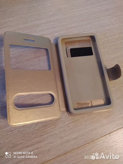 Чехол книжка универсальный на андроид