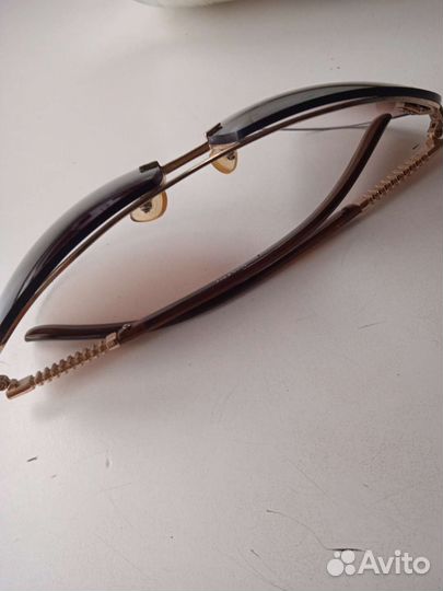 Солнцезащитные очки