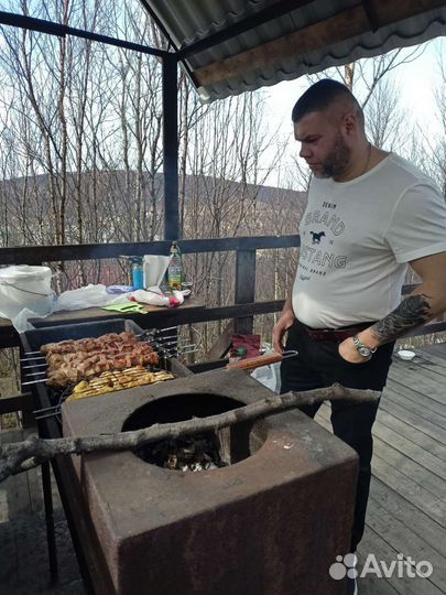 Шашлычник, мангальщик