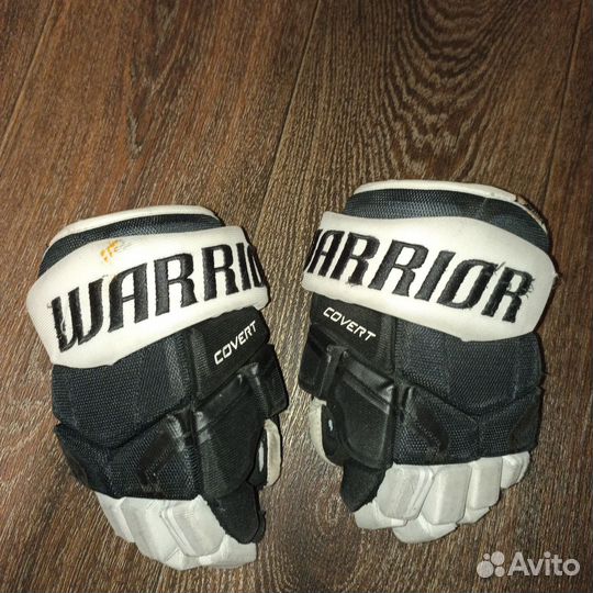 Краги хоккейные размер 10 детские б/у