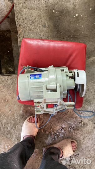 Мотор от промышленной швейной машинки