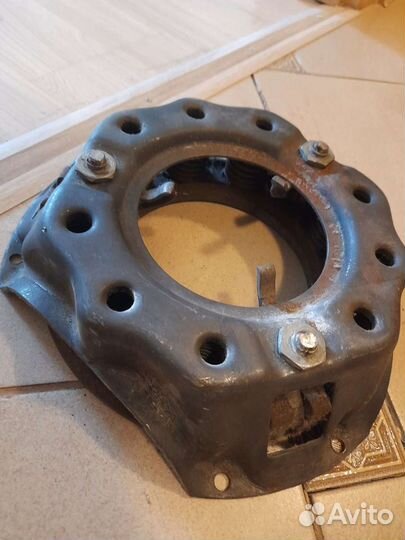 Диск сцепления нажимной (корзина) новый